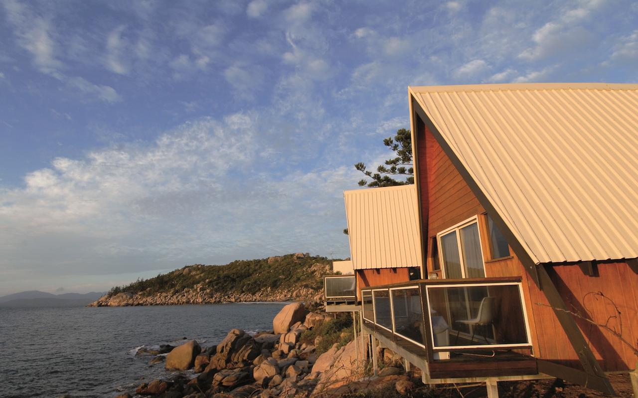Nelly Bay QLD Accommodation Bookings