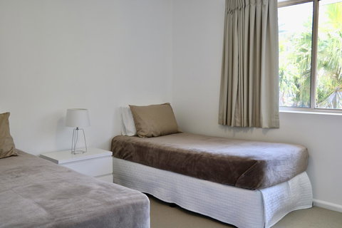 Beach Break - Accommodation Bookings 15