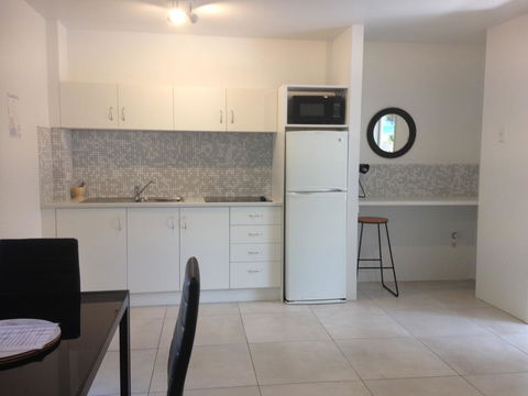 Chez Noosa Resort Motel - Accommodation Bookings 5