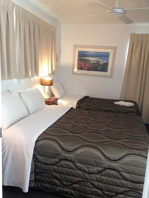 Chez Noosa Resort Motel - Accommodation Bookings 2