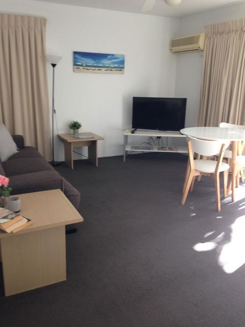 Chez Noosa Resort Motel - Accommodation Bookings 1