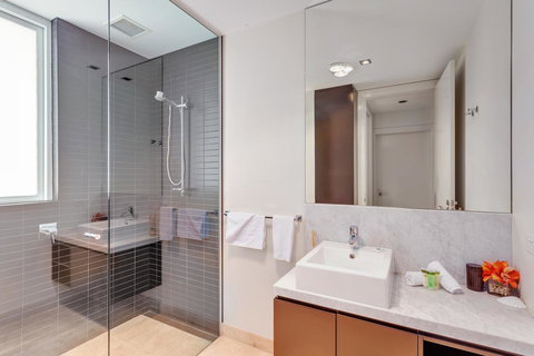 Apartment Dees Retreat - Accommodation Bookings 16