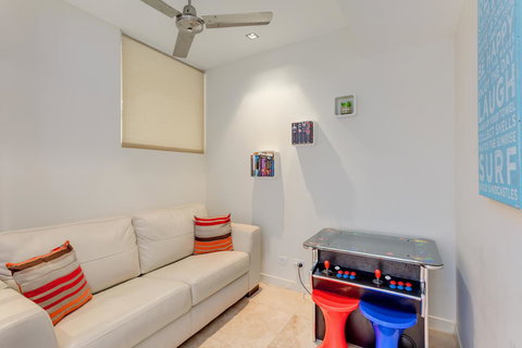 Apartment Dees Retreat - Accommodation Bookings 18