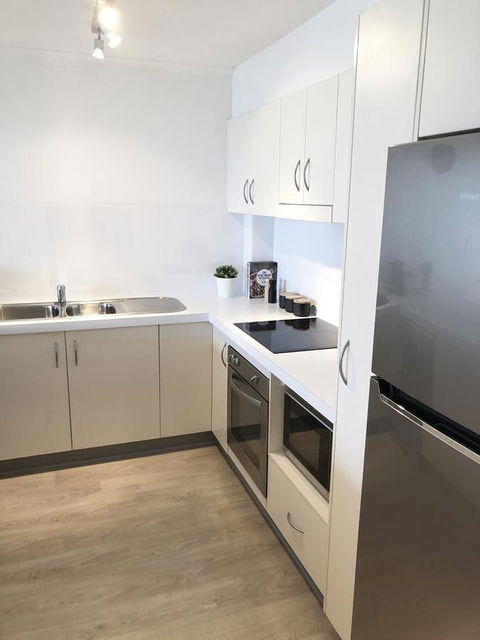 Sunshine Beach Luxe Apartment - Accommodation Bookings 9