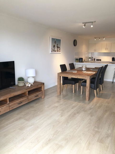 Sunshine Beach Luxe Apartment - Accommodation Bookings 17