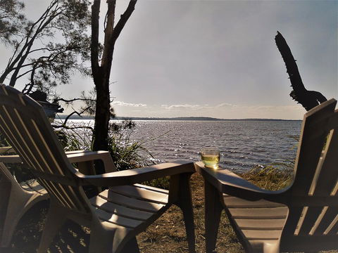 Lake Weyba Noosa Lodge & Kangaroos - Accommodation Bookings 3