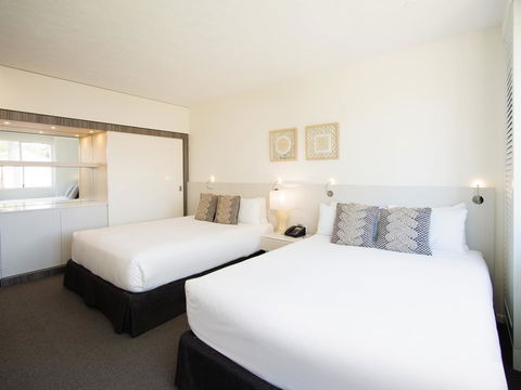 Oaks Sunshine Coast Oasis Resort - Accommodation Bookings 27