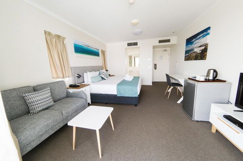Ocean Views Resort Caloundra - Accommodation Bookings 30