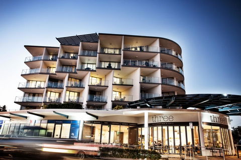 Ocean Views Resort Caloundra - Accommodation Bookings 1