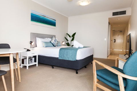 Ocean Views Resort Caloundra - Accommodation Bookings 12