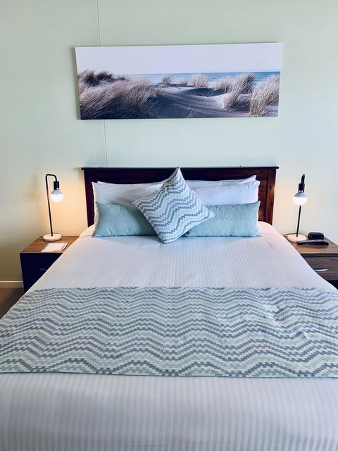 Ocean Views Resort Caloundra - Accommodation Bookings 13