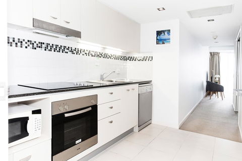 Ocean Views Resort Caloundra - Accommodation Bookings 31