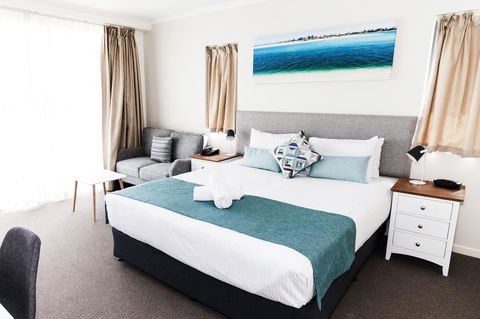 Ocean Views Resort Caloundra - Accommodation Bookings 26