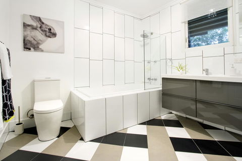 Airlie Beach Eco Cabins - Adults Only - Accommodation Bookings 34