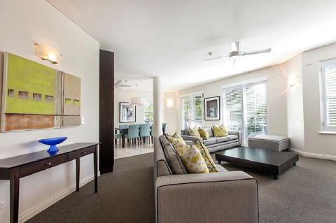 Emerald Noosa - Accommodation Bookings 7