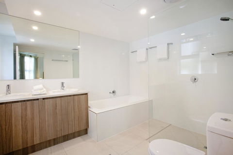 Emerald Noosa - Accommodation Bookings 28