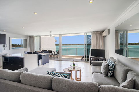 Noosa Harbour Resort - Accommodation Bookings 34