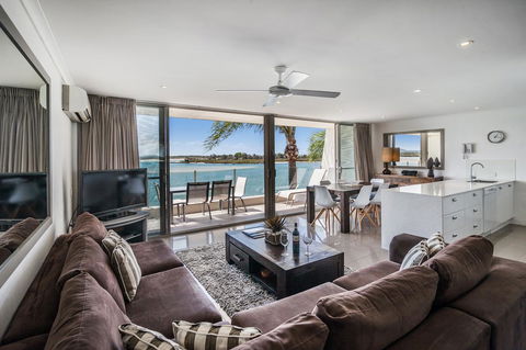 Noosa Harbour Resort - Accommodation Bookings 22