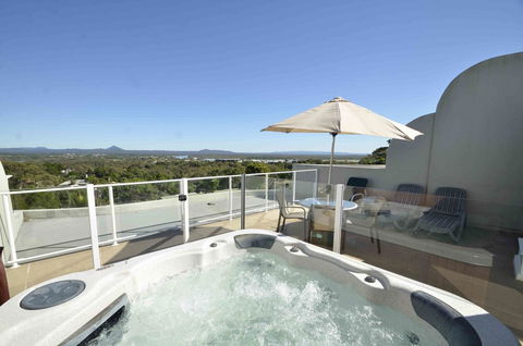 Noosa Hill Resort - Accommodation Bookings 1