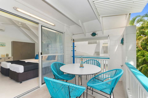 By The Sea Port Douglas - Accommodation Bookings 10