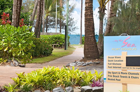 By The Sea Port Douglas - Accommodation Bookings 26