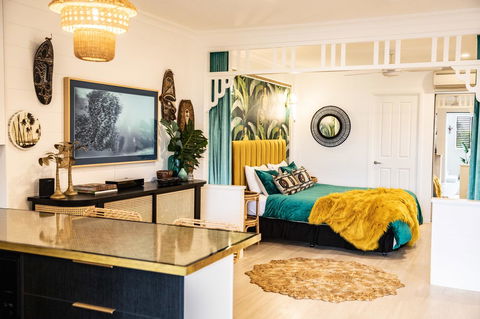 NOMAD - Luxe Apartment - Accommodation Bookings 0