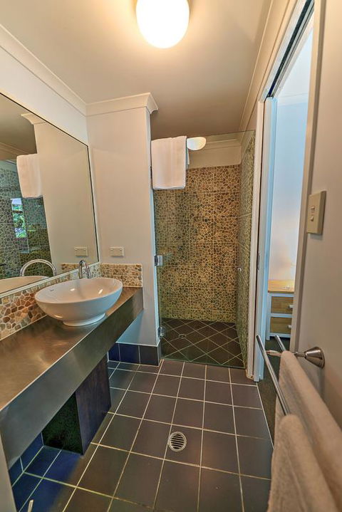 Mango Lagoon Sunbird Retreat - Accommodation Bookings 18