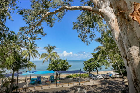 Paradise On The Beach Resort - Accommodation Bookings 14