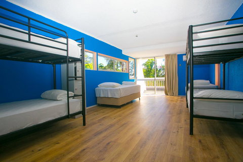 Rainbow Bay Backpackers - Accommodation Bookings 17