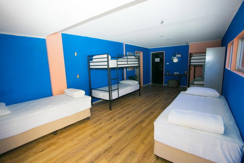 Rainbow Bay Backpackers - Accommodation Bookings 13
