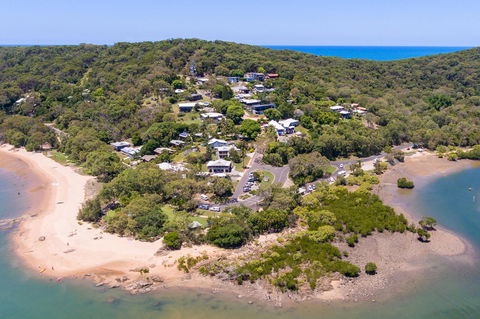 Sunset Cabins 1770 - Accommodation Bookings 1