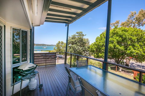 Sunset Cabins 1770 - Accommodation Bookings 2
