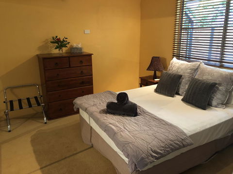 Serenity - Accommodation Bookings 15