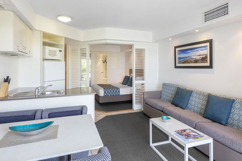Ramada Resort By Wyndham Golden Beach - Accommodation Bookings 21