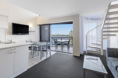 Ramada Resort By Wyndham Golden Beach - Accommodation Bookings 10