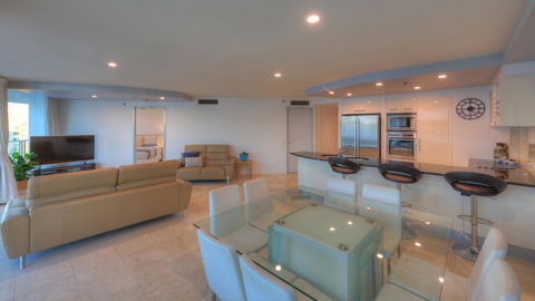 Cilento Mooloolaba - Accommodation Bookings 24
