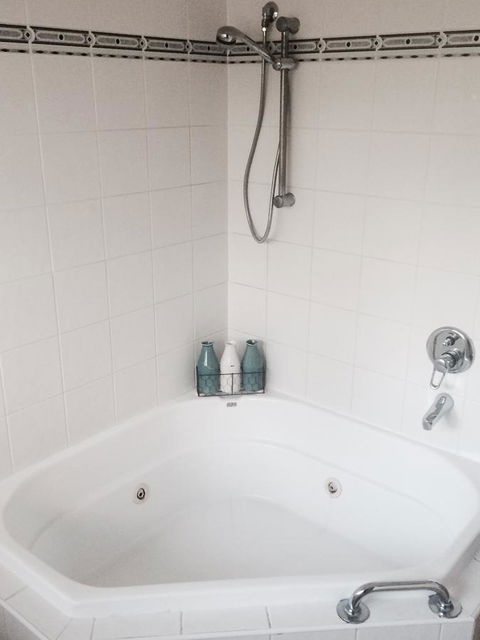 The Bearded Dragon Boutique Hotel - Accommodation Bookings 43