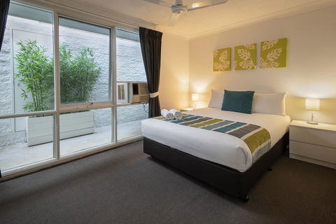 The Beach Motel Hervey Bay - Accommodation Bookings 1