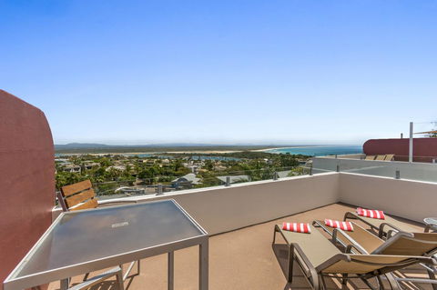 Bali Hai Apartments Noosa - Accommodation Bookings 2