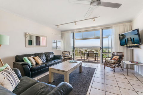 Bali Hai Apartments Noosa - Accommodation Bookings 3