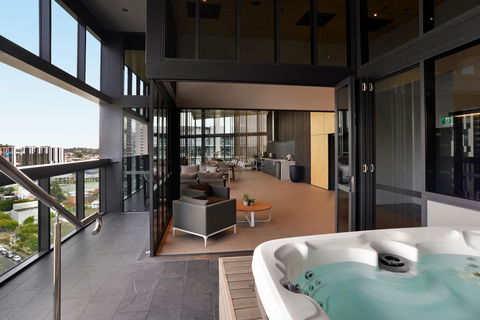 Brisbane One Apartments By CLLIX - Accommodation Bookings 9