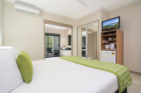 Regal Port Douglas - Accommodation Bookings 3
