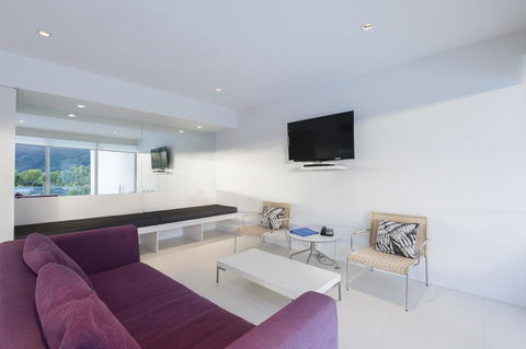 Pool Resort Port Douglas - Accommodation Bookings 15