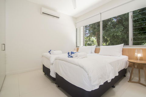 Pool Resort Port Douglas - Accommodation Bookings 33