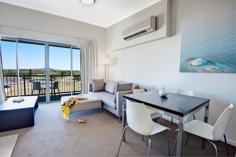The Point Resort - Accommodation Bookings 18
