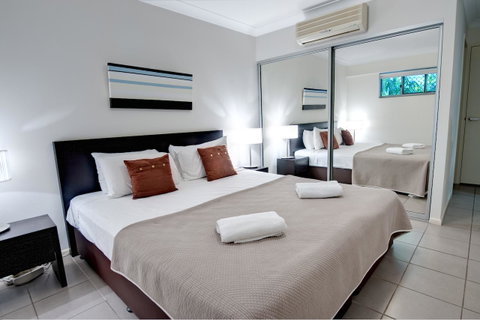 The Point Resort - Accommodation Bookings 25