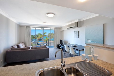The Point Resort - Accommodation Bookings 27