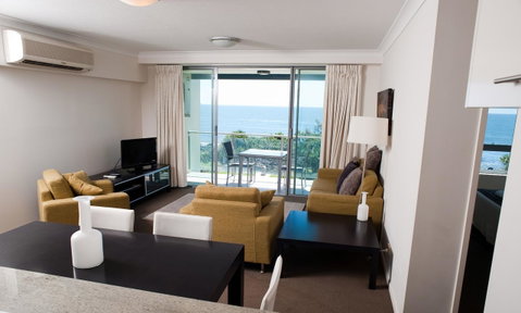 The Point Resort - Accommodation Bookings 17