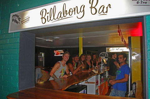 Backpackers In Paradise 18-35 Hostel - Accommodation Bookings 12