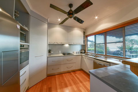 Bella Vista On Nara Pets Welcome - Accommodation Bookings 18